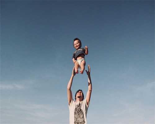 北京包生男孩公司，右侧输卵管积水怎么治！右边输卵管积水怎么办！